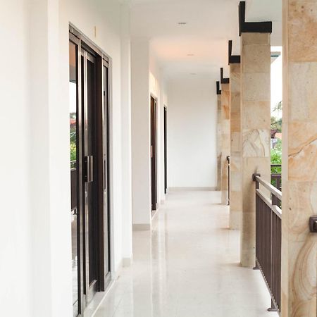 Hotel Yankee Fara 14 Seminyak Exteriér fotografie